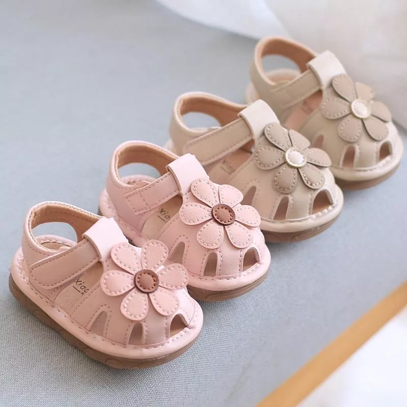 女童貼花學步涼鞋（有聲音）