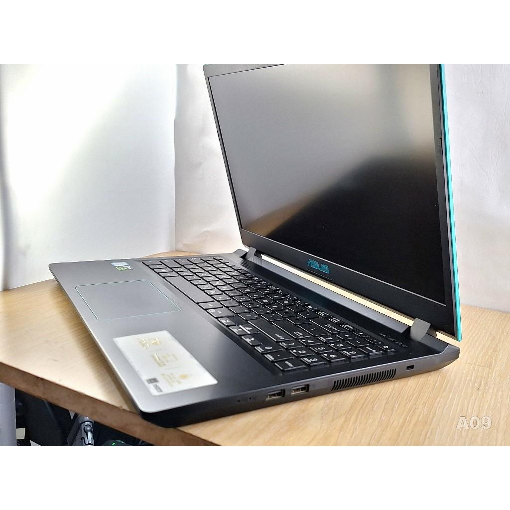 A09 UZ3C二手筆電 ASUS X560U i5 i7 八代八核/2G獨顯/8G/固態128G+750G/15吋電競