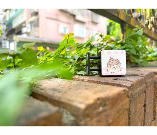 奶油家族燈箱冰箱貼－櫻桃杯子蛋糕妹
