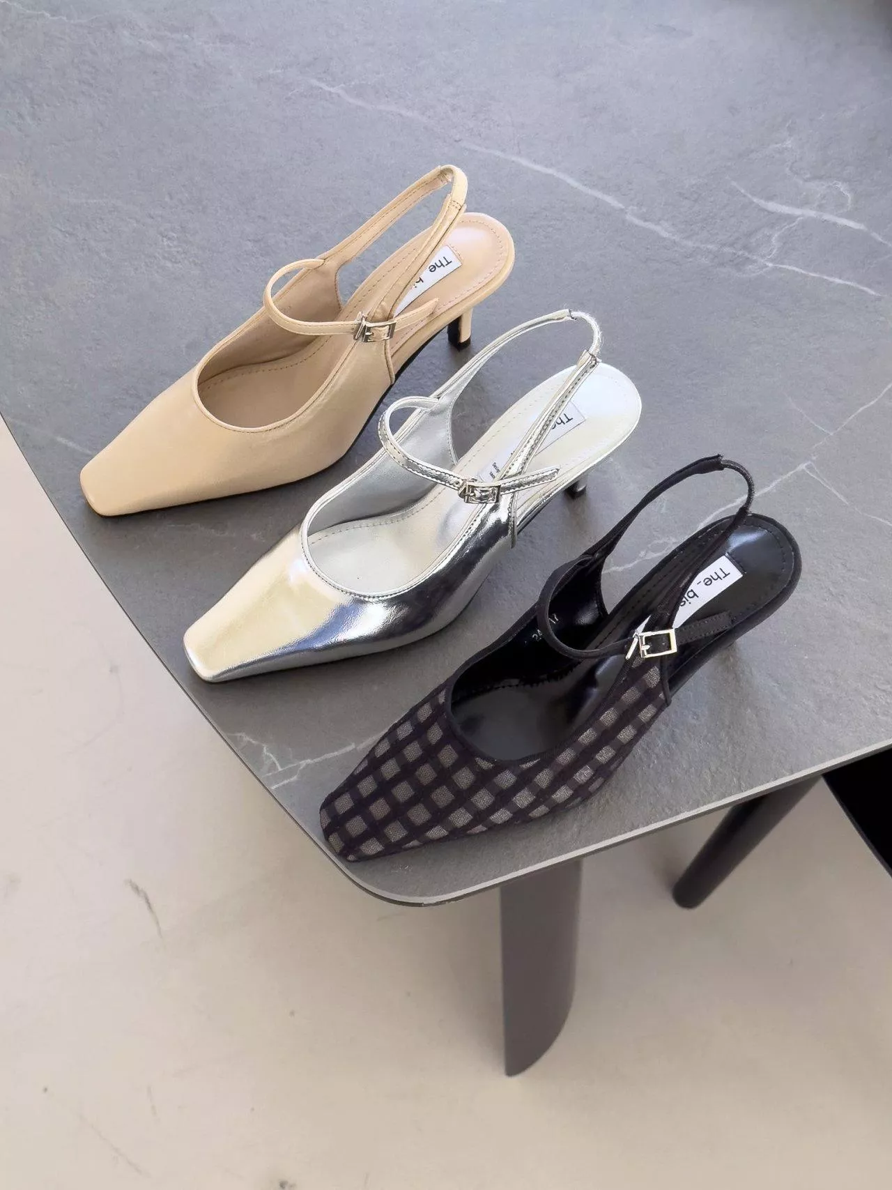 線條感一字帶細跟鞋 #1196