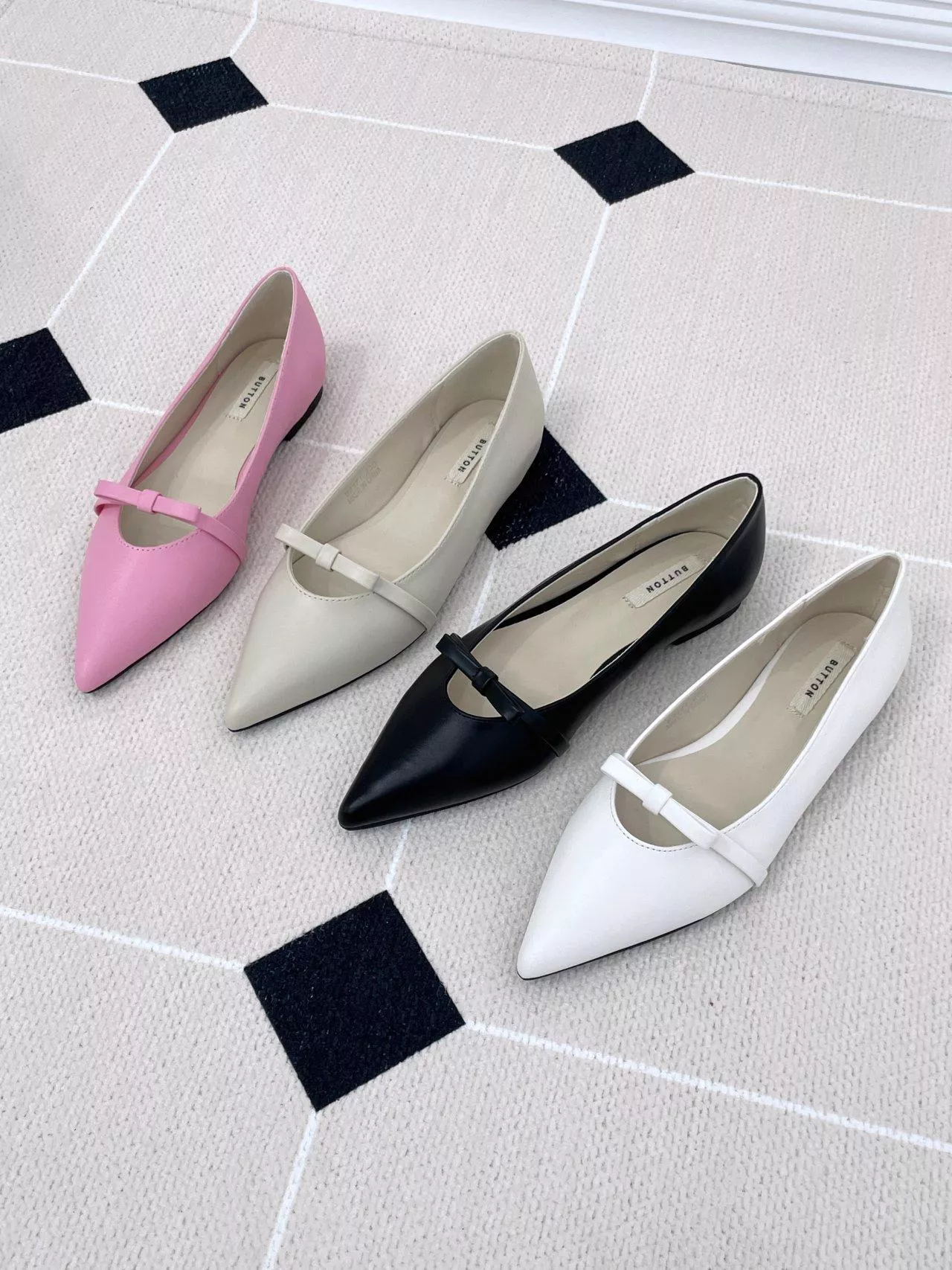 平行一字蝴蝶結尖頭平底鞋 #2171