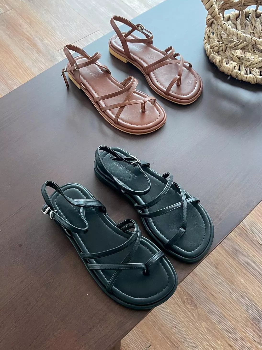 羅馬度假交叉帶夾腳涼鞋 #3311