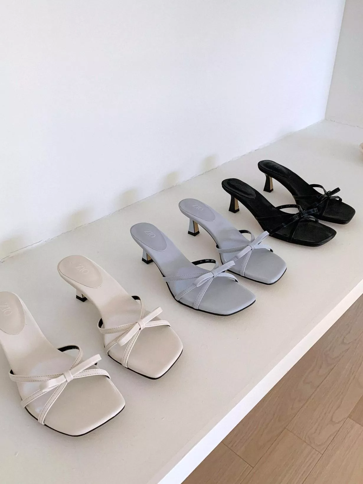 線條交織蝴蝶結中跟拖鞋 #3841