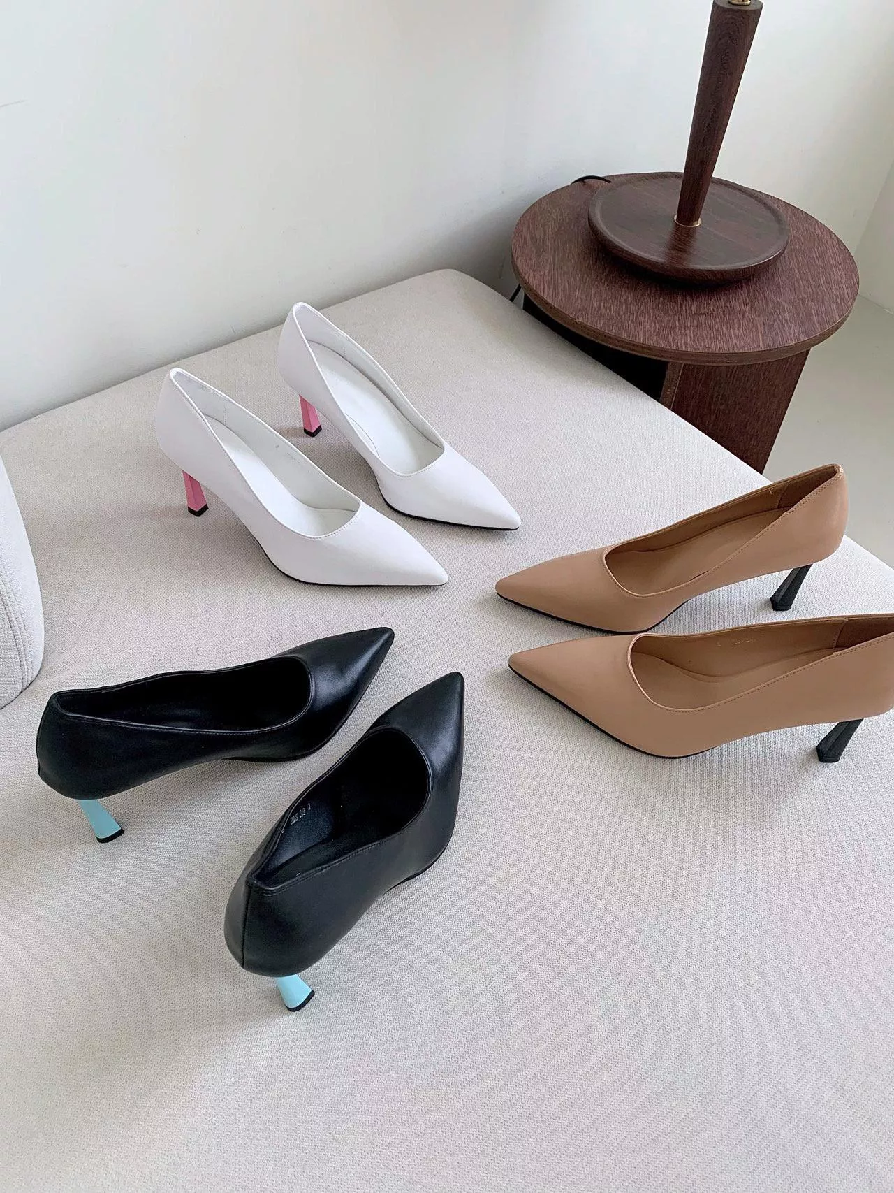 亮點撞色淺口高跟鞋 #2069