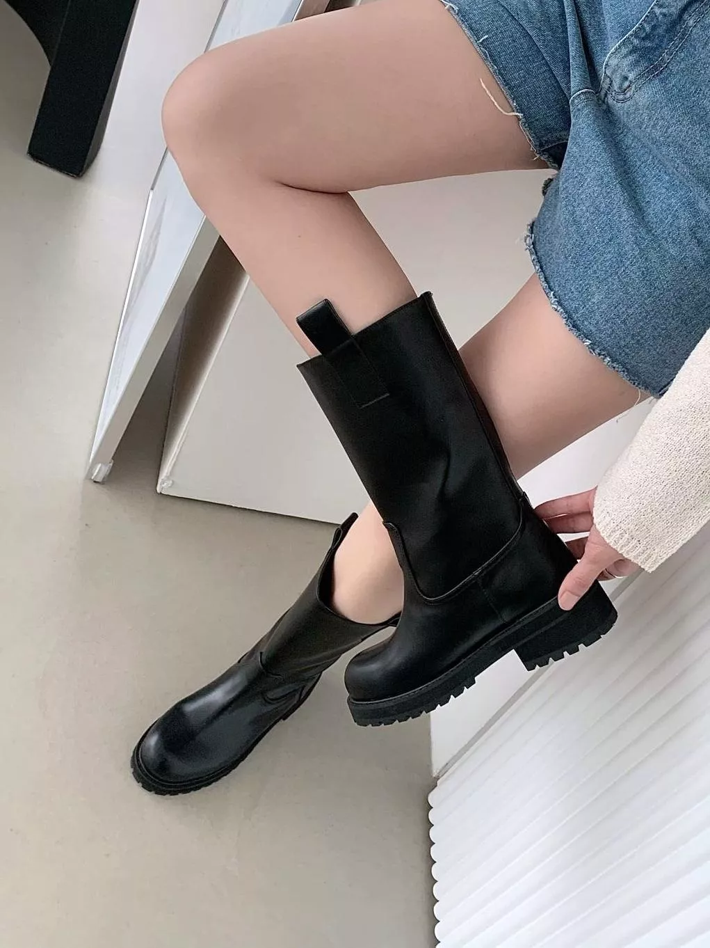 韓國空運🇰🇷｜🔥圓頭中筒馬丁靴👢 冬季保暖百搭 顯腿長必備 #282