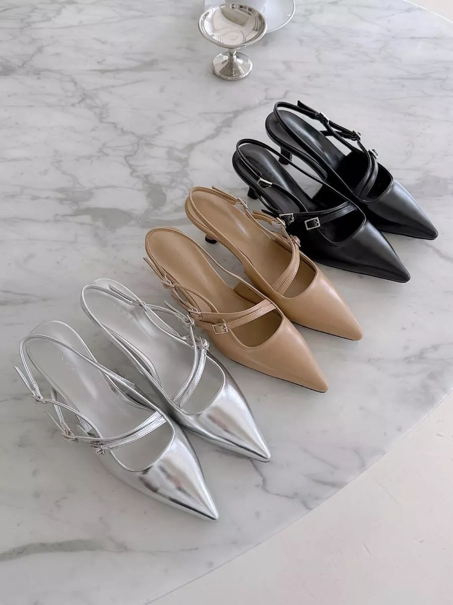 斜皮帶搭釦氣質尖頭中跟鞋 #5201