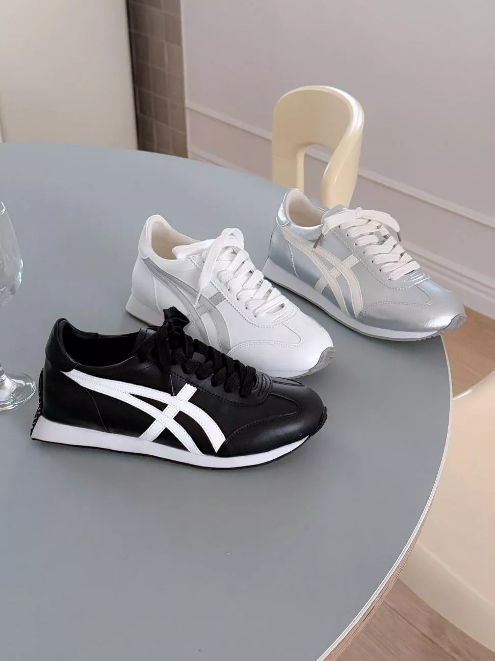 交叉線條內增高牛皮休閒鞋 #9031