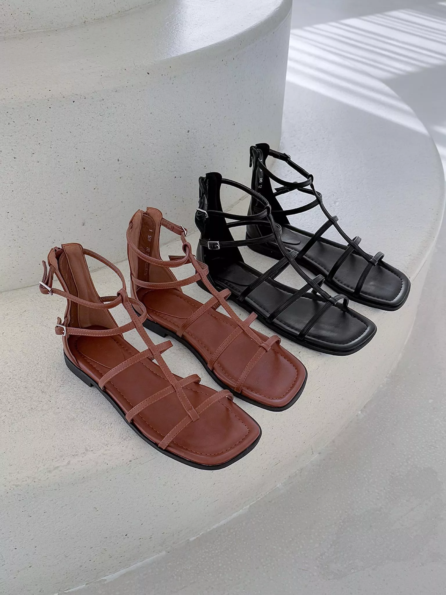 後拉鏈魚骨帶羅馬涼鞋 #5219