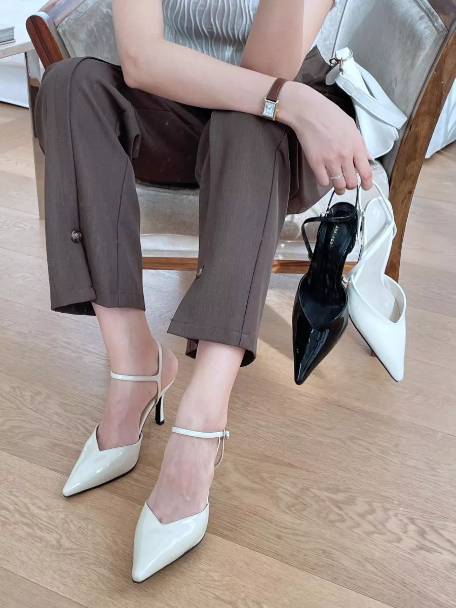 V型剪裁邊後空帶高跟鞋 #1168