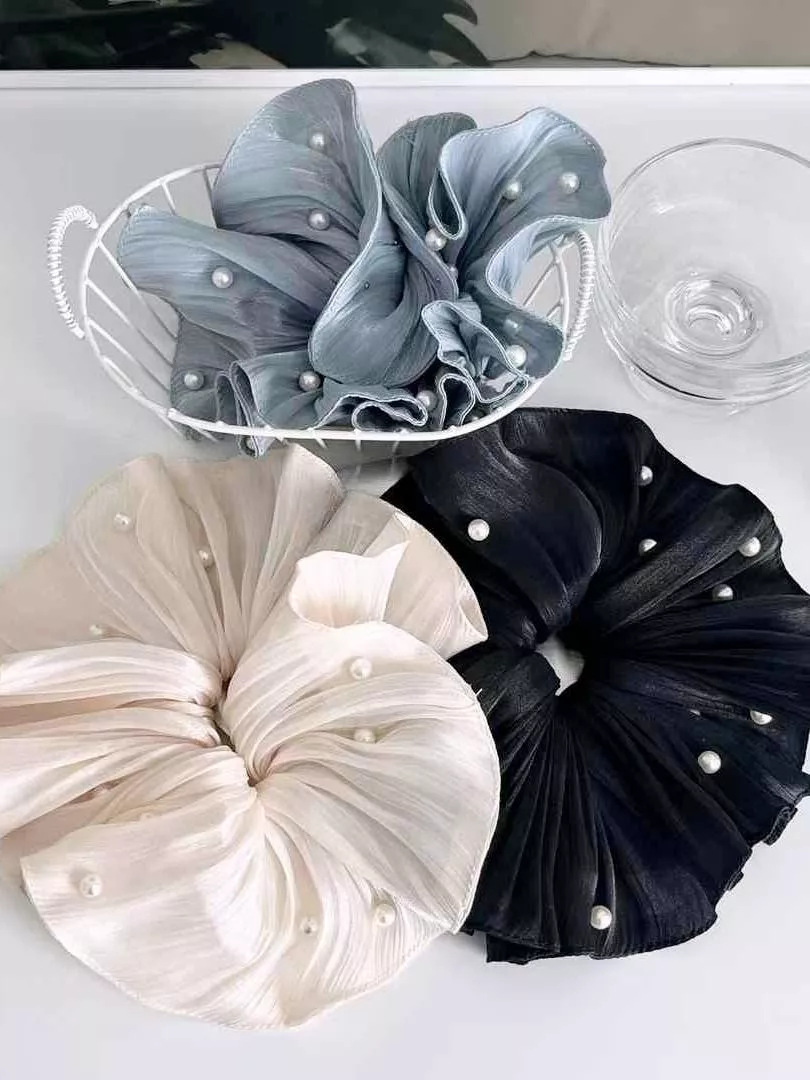 優雅珍珠點綴細褶大腸髮圈