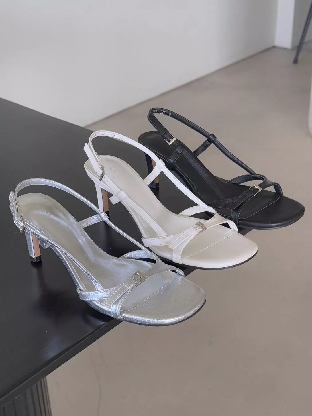 X型皮帶頭中跟涼鞋 #730