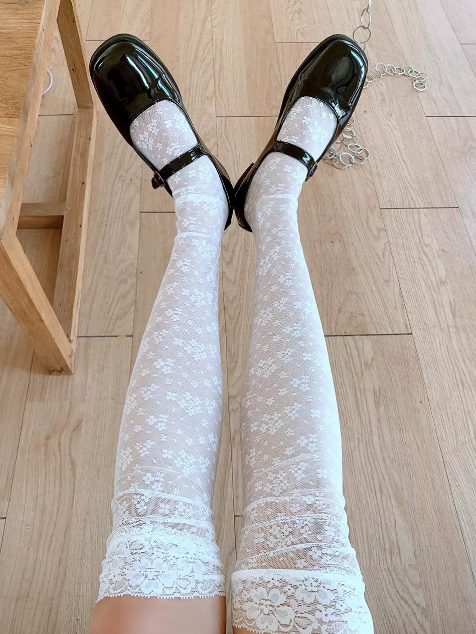 🌵性感小花透膚蕾絲過膝襪 #US2099