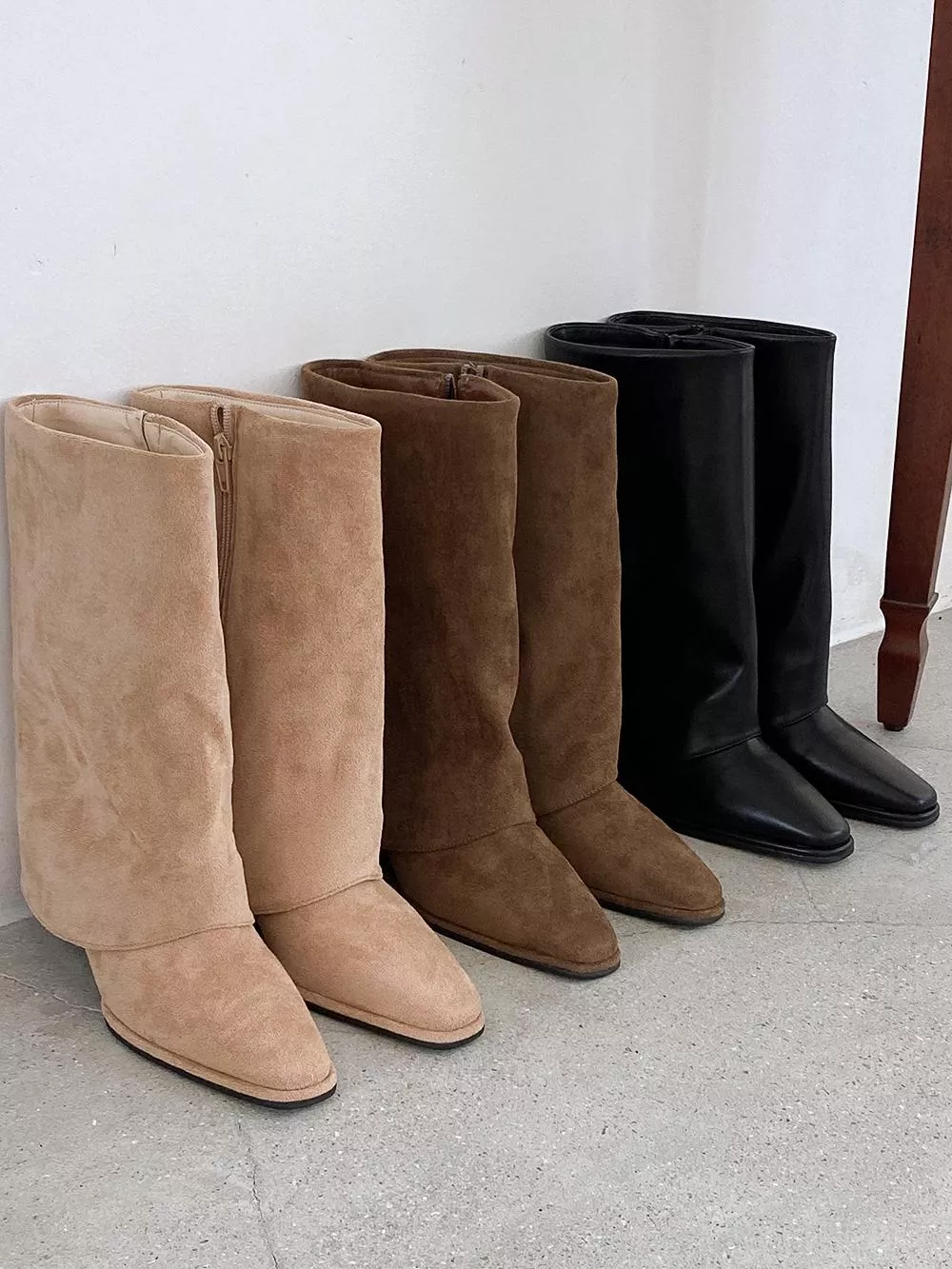 韓國空運🇰🇷｜【修長顯瘦】✨7cm 襪套式楔型中筒靴｜厚底內增高 顯腿長必備 #5256