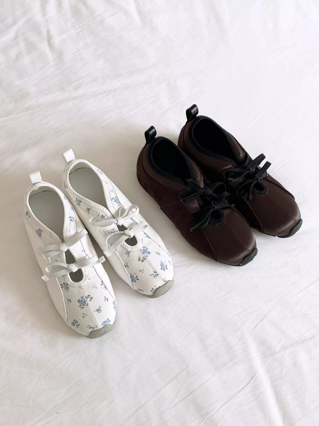 韓國空運🇰🇷｜✨韓系新色登場✨ 3cm內增高厚底休閒鞋 👟 甜美蝴蝶結綁帶百搭小白鞋 🎀 氣質顯高舒適運動風 #4021