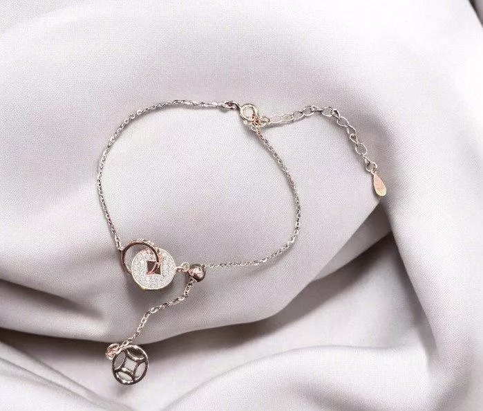 羅馬字 & 鋯石金錢(可調節)手鏈