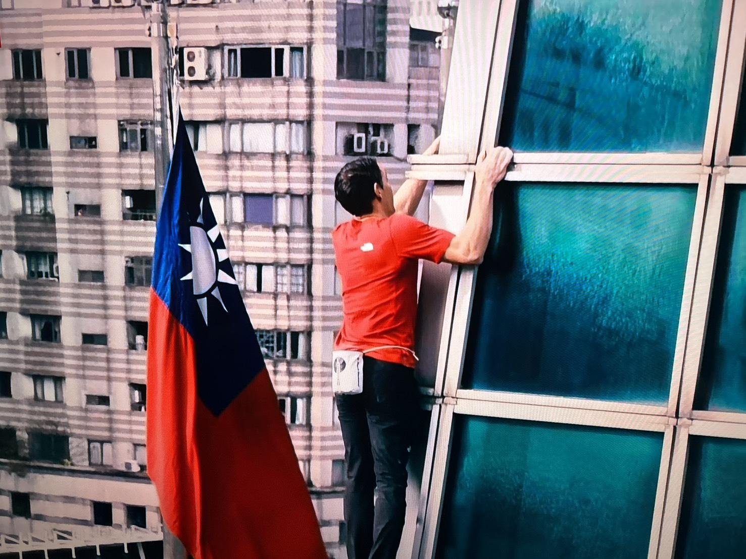 站在世界之巔的低碳力量：Alex Honnold 征服 101，揭秘「全植飲食」如何打造穩定體能極限